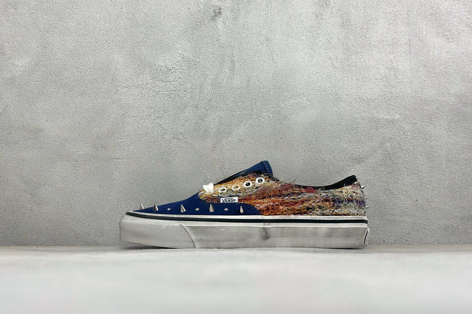 Vans Premium Authentic 44 Ibiza 马海毛拼接 明星cortis马丁同款 鞋面采用1:1麂皮