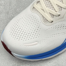HOKA ONE ONE M CLIFTON 11 舒适防滑耐磨低帮休闲跑步鞋 相比常规跑鞋 HOKA ONE ONE特 HOKA ONE ONE M CLIFTON 11 舒适防滑耐磨低帮休闲跑步鞋 相比常规跑鞋 HOKA ONE ONE特