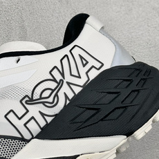 H版HOKA ONE ONE SPEEDGOAT 7 舒适百搭越野跑鞋 J-FRAME™M结构拥有专利认证,避免防过度内 H版HOKA ONE ONE SPEEDGOAT 7 舒适百搭越野跑鞋 J-FRAME™M结构拥有专利认证,避免防过度内