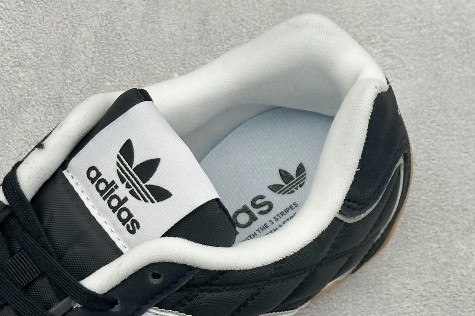 BF版Adidas Originals Adiracer Lo 阿迪达斯潮流防滑耐磨休闲跑步鞋 #原厂原数据版型 皮料切 BF版Adidas Originals Adiracer Lo 阿迪达斯潮流防滑耐磨休闲跑步鞋 #原厂原数据版型 皮料切