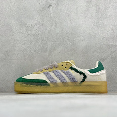 福利特价 Adidas originals x KITH x clarks Samba 百搭舒适简约低帮板鞋 货号:ID 福利特价 Adidas originals x KITH x clarks Samba 百搭舒适简约低帮板鞋 货号:ID