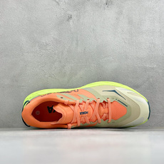 H版HOKA ONE ONE SPEEDGOAT 7 舒适百搭越野跑鞋 J-FRAME™M结构拥有专利认证,避免防过度内 H版HOKA ONE ONE SPEEDGOAT 7 舒适百搭越野跑鞋 J-FRAME™M结构拥有专利认证,避免防过度内