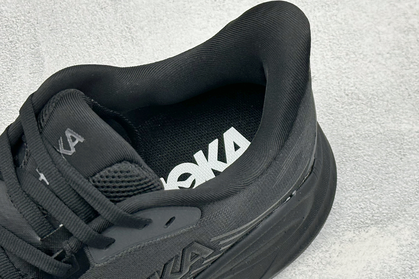 ST版HOKA ONE ONE M CLIFTON 11 舒适防滑耐磨低帮休闲跑步鞋 相比常规跑鞋 HOKA ONE O ST版HOKA ONE ONE M CLIFTON 11 舒适防滑耐磨低帮休闲跑步鞋 相比常规跑鞋 HOKA ONE O