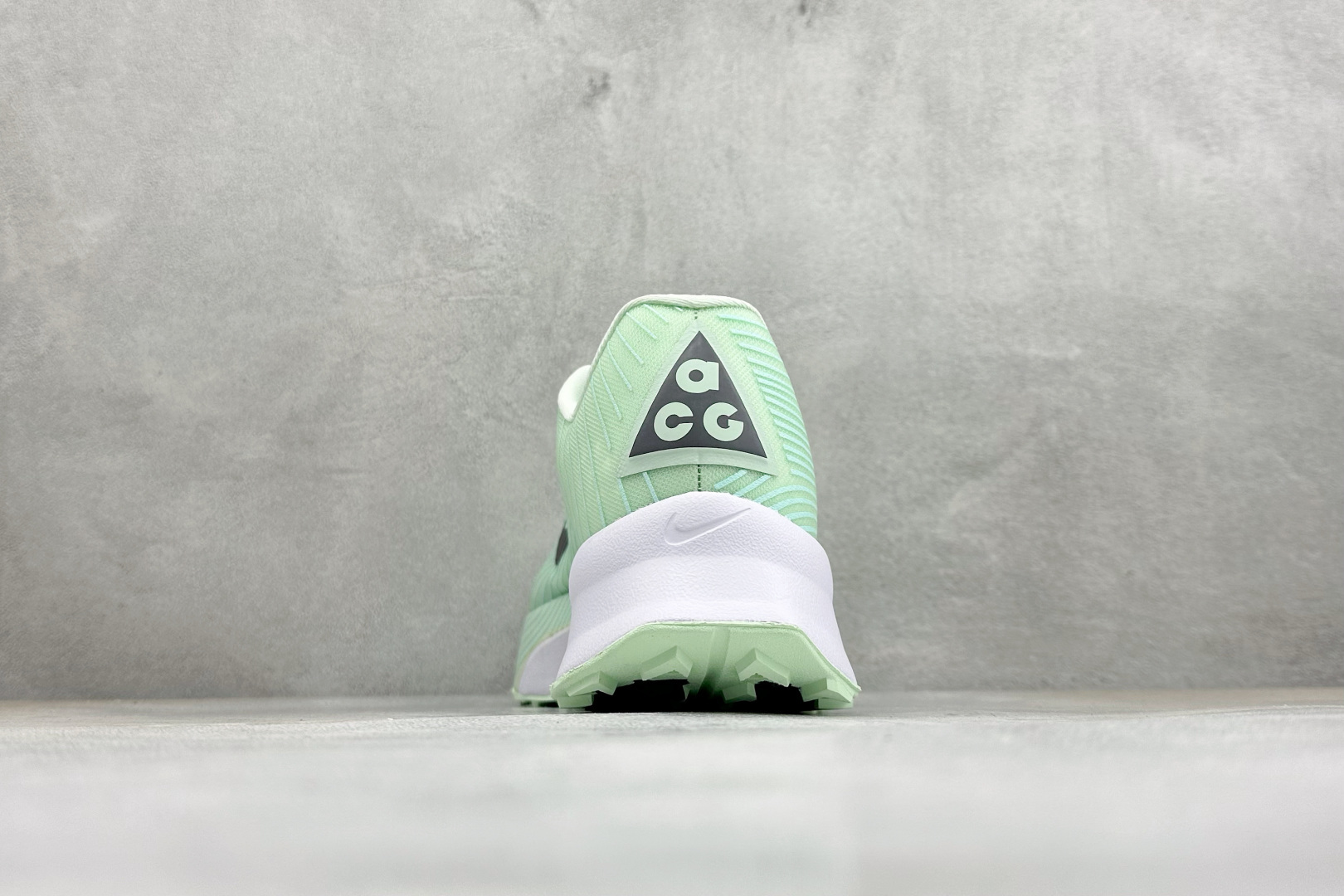 XM版Nike Zoomx ACG Ultrafly Trail 运动户外百搭 织物减震防滑透气越野跑步鞋 货号: IR