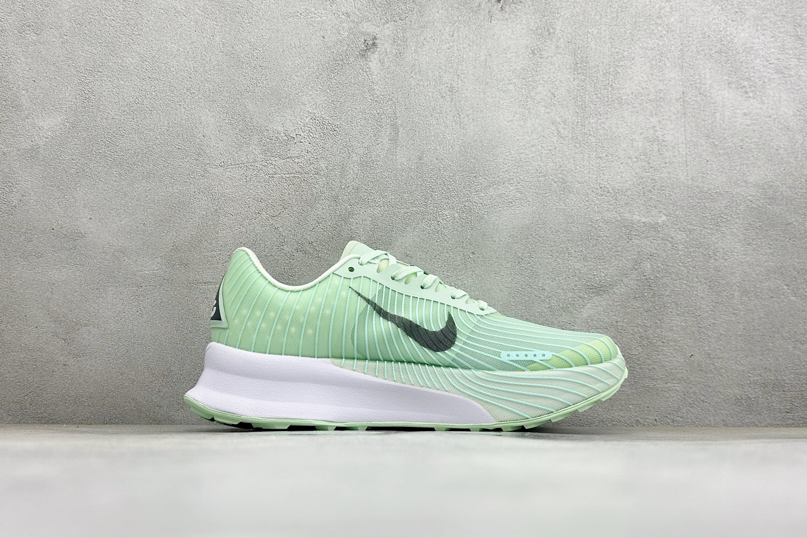 XM版Nike Zoomx ACG Ultrafly Trail 运动户外百搭 织物减震防滑透气越野跑步鞋 货号: IR