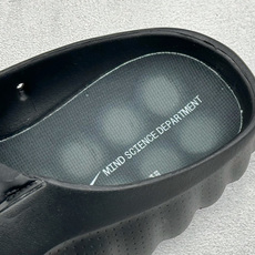 PK纯原Nike Mind 001 神经科学足底按摩拖鞋 #纯原1:1 从神经科学中汲取灵感 鞋面采用穿孔透气织物材质 PK纯原Nike Mind 001 神经科学足底按摩拖鞋 #纯原1:1 从神经科学中汲取灵感 鞋面采用穿孔透气织物材质