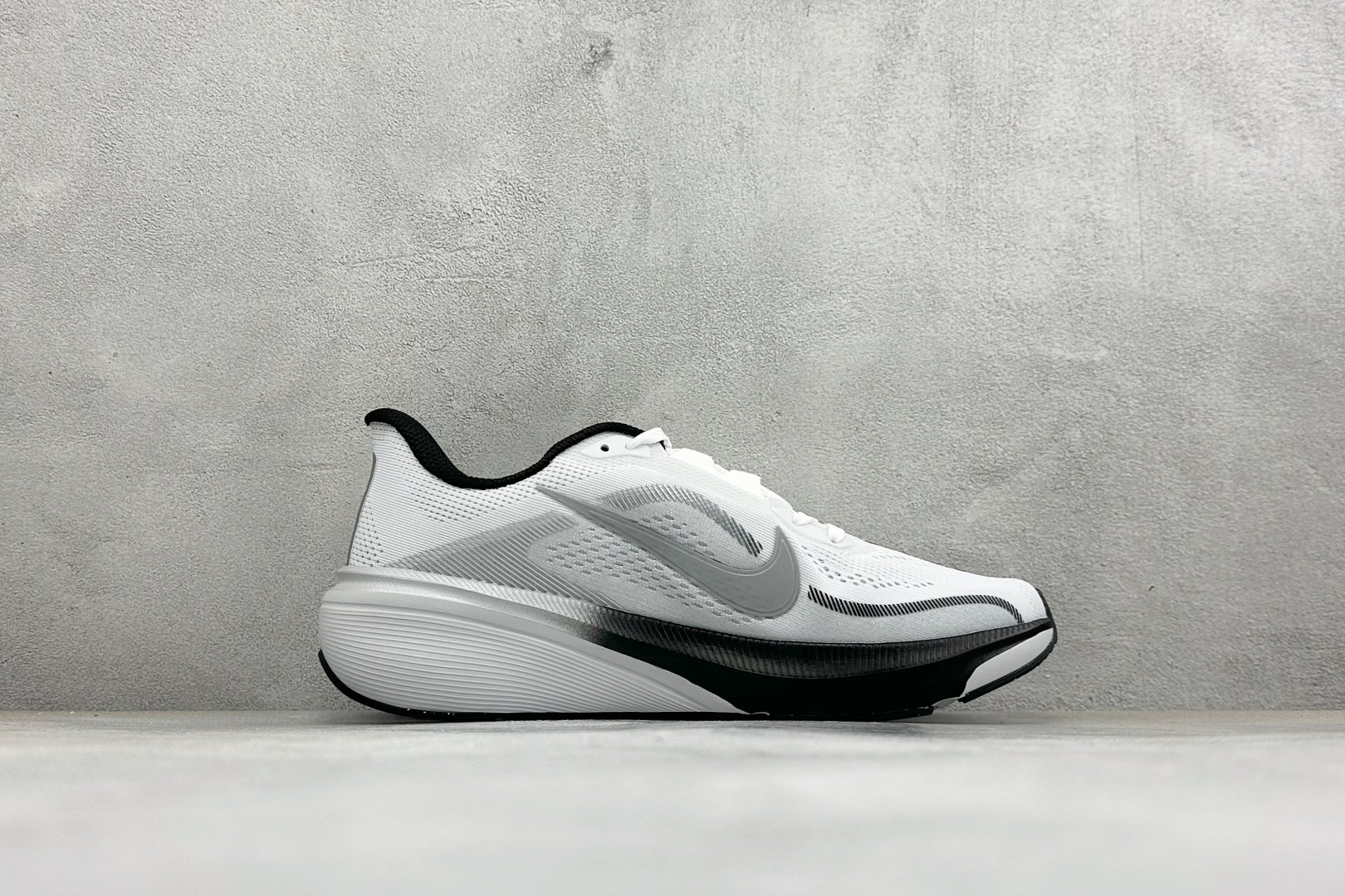 HY版Nike Air Zoom Pegasus 42 耐克网面透气轻便耐磨跑鞋 货号：II7210-100 尺码：36