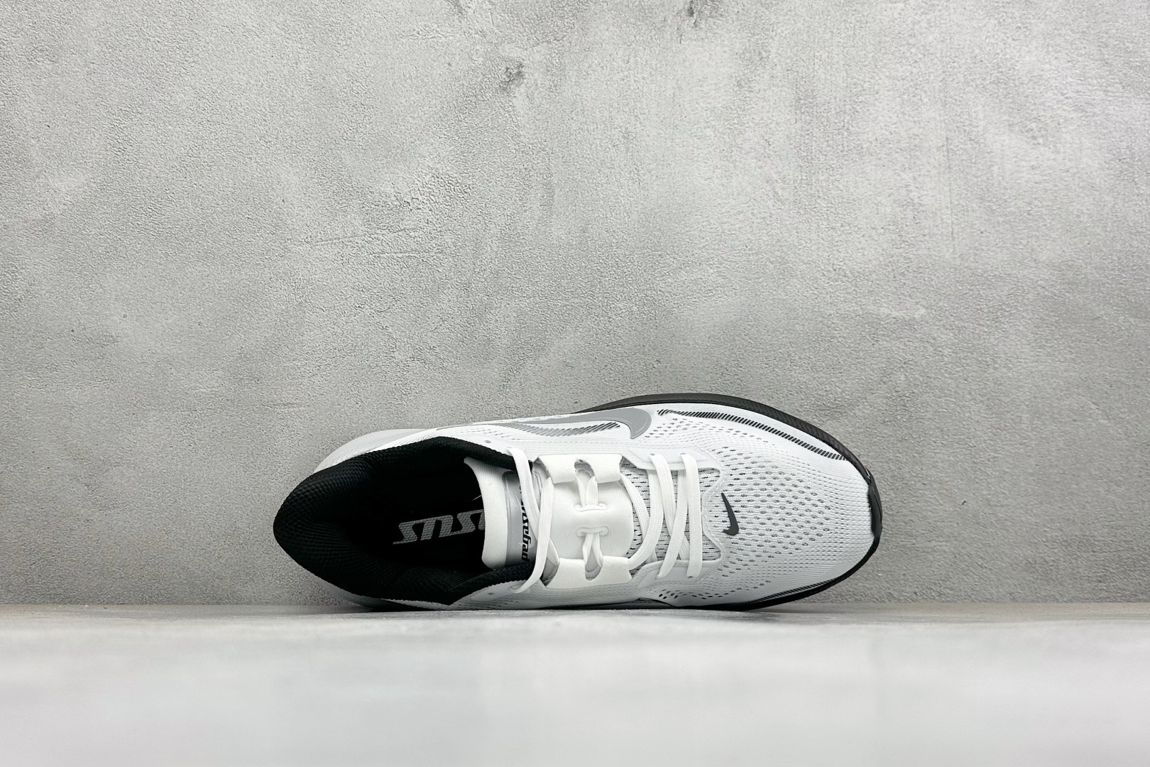 HY版Nike Air Zoom Pegasus 42 耐克网面透气轻便耐磨跑鞋 货号：II7210-100 尺码：36