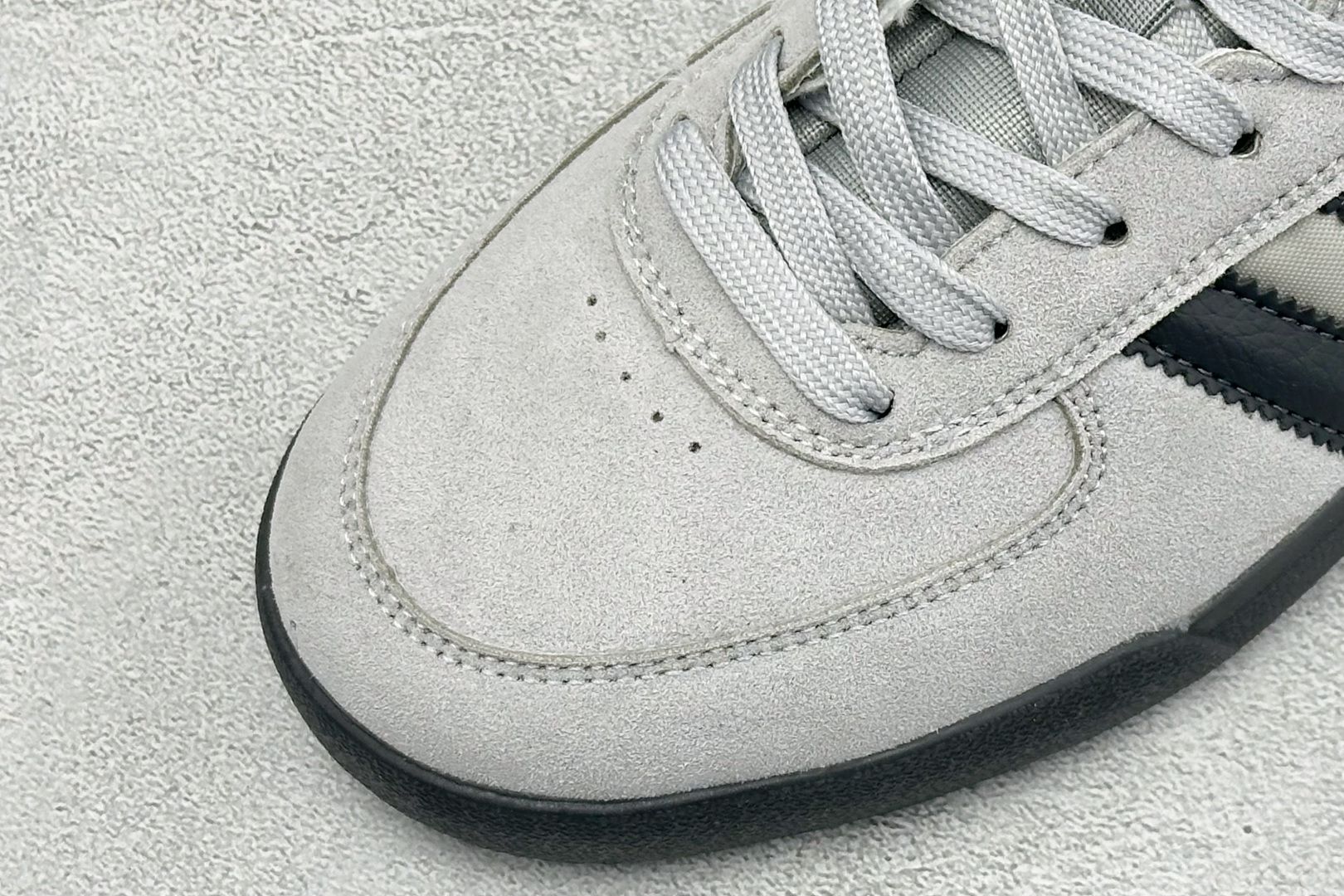 ZC版Adidas Glenburn 阿迪达斯经典复古校园休闲板鞋 货号：hp-3633 尺码：36-45 