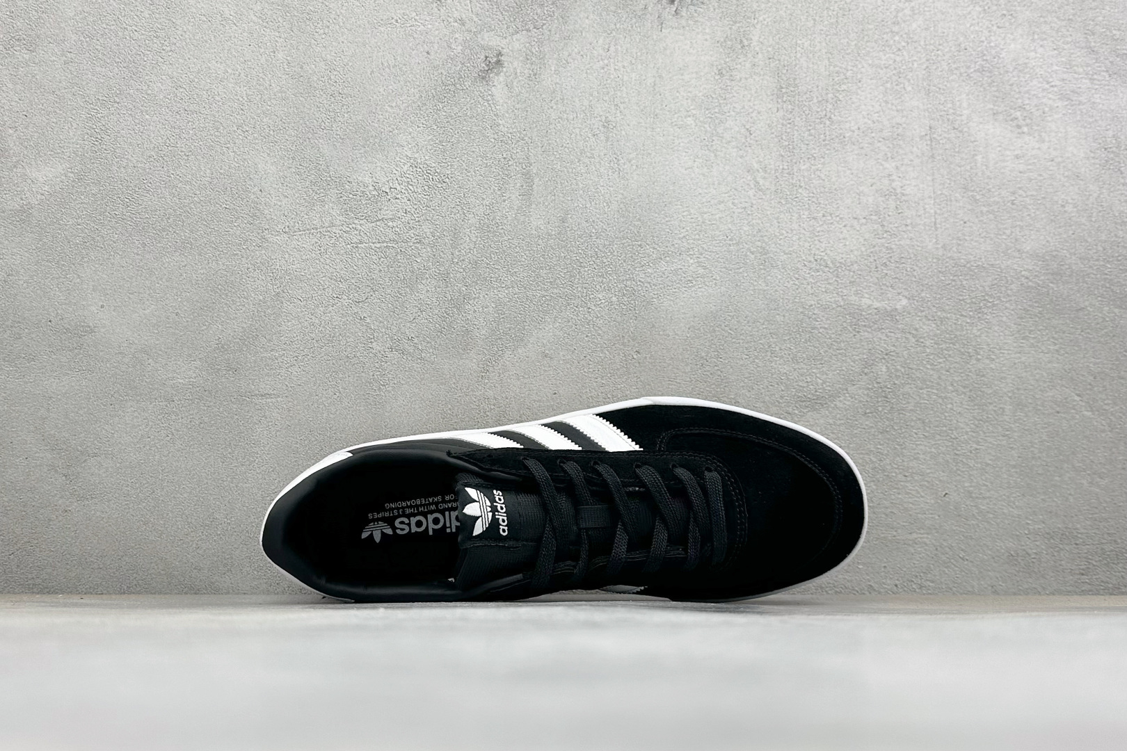 ZC版Adidas Glenburn 阿迪达斯经典复古校园休闲板鞋 货号：hp-3634 尺码：36-45 