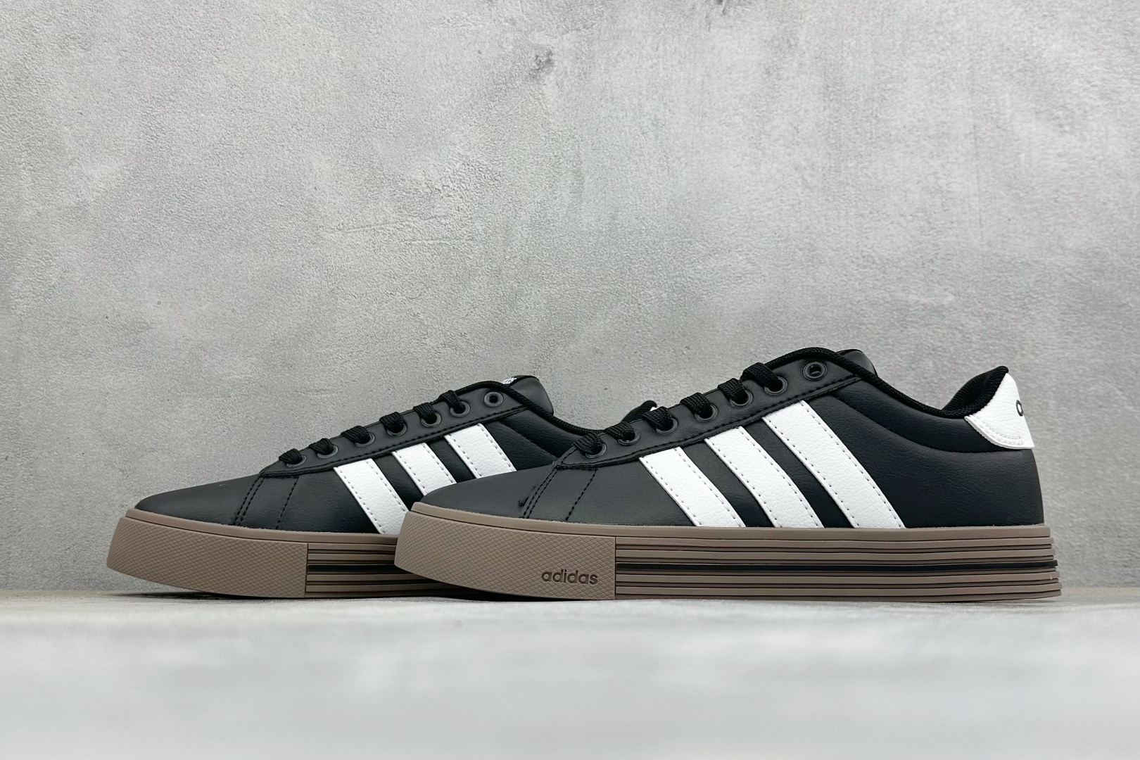 ZC版Adidas Barreda Daily 4.0 阿迪舒适减震低帮休闲板鞋 货号：JR0086-04 尺码：36-