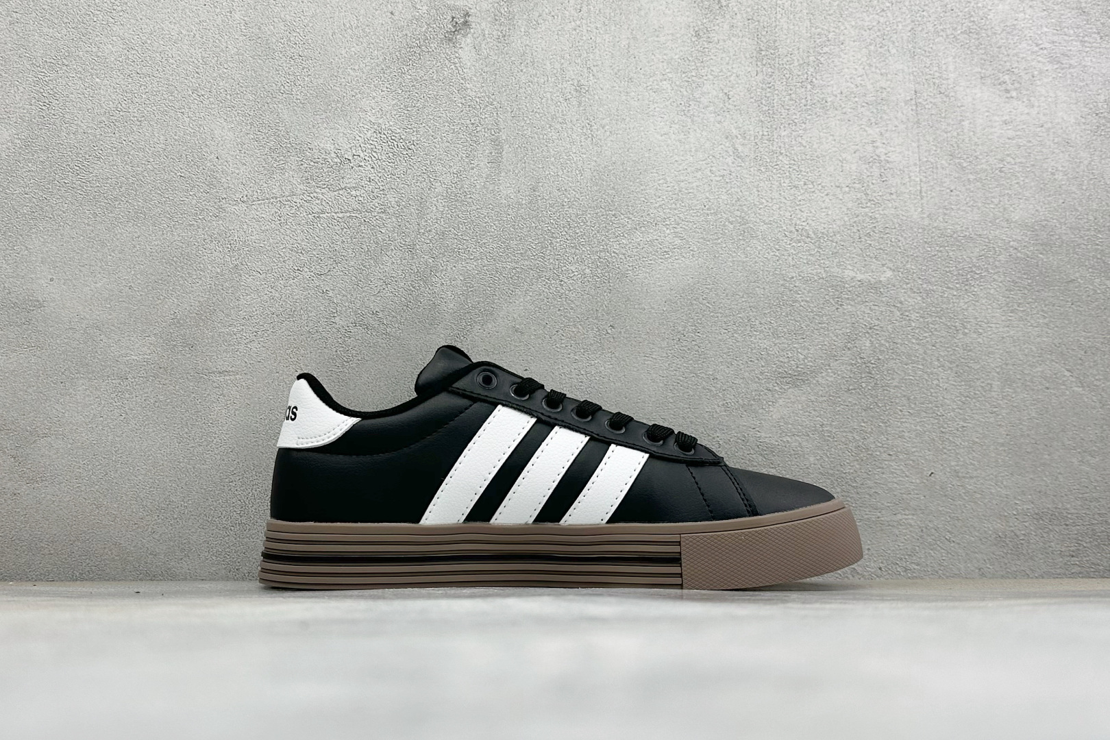 ZC版Adidas Barreda Daily 4.0 阿迪舒适减震低帮休闲板鞋 货号：JR0086-04 尺码：36-