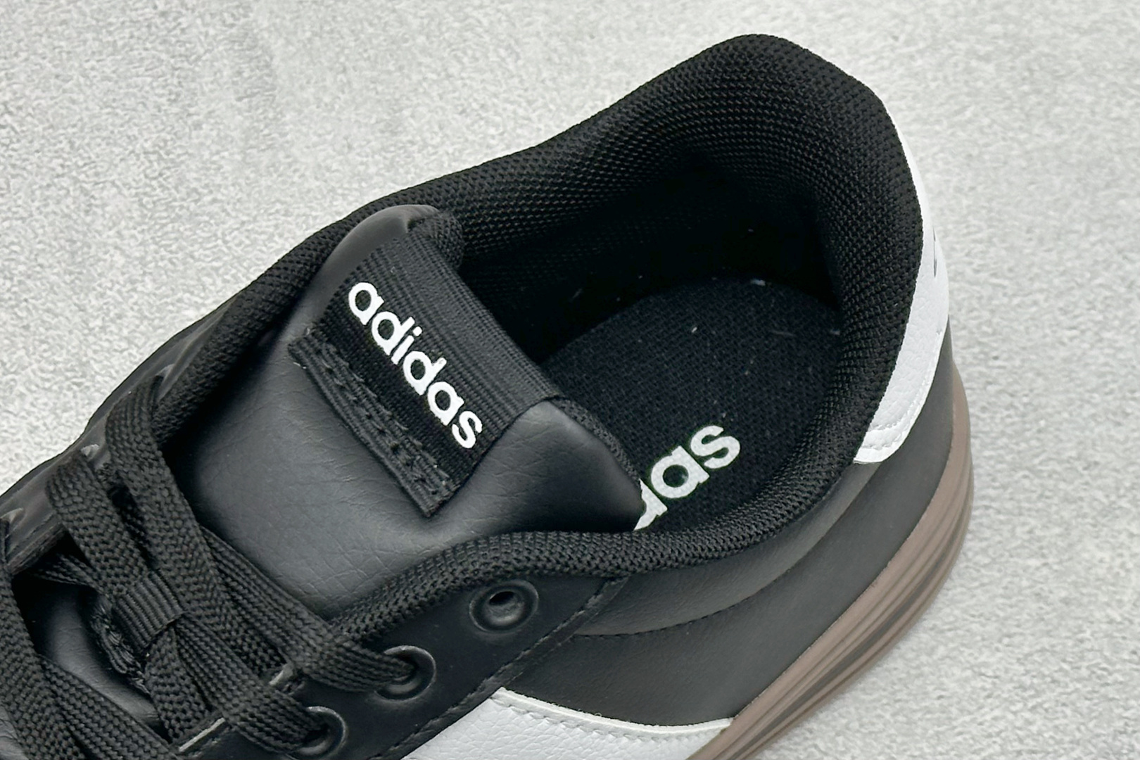 ZC版Adidas Barreda Daily 4.0 阿迪舒适减震低帮休闲板鞋 货号：JR0086-04 尺码：36-
