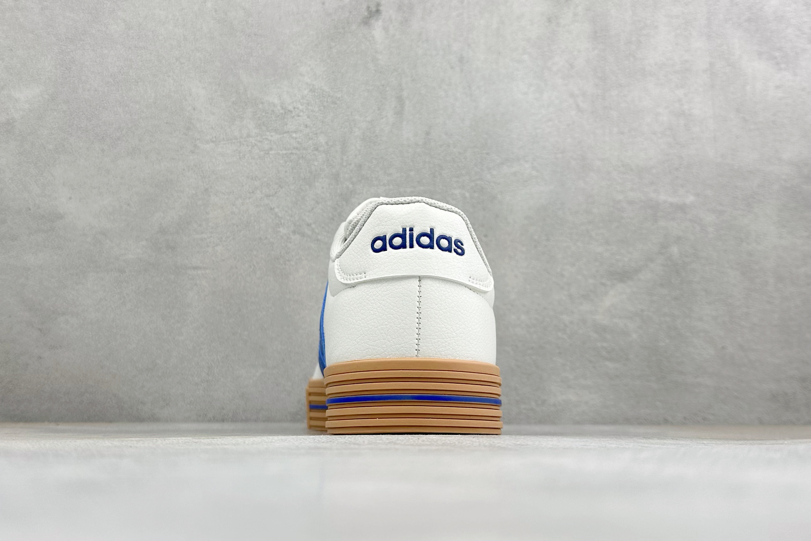 ZC版Adidas Barreda Daily 4.0 阿迪舒适减震低帮休闲板鞋 货号：JR0079-05 尺码：36-