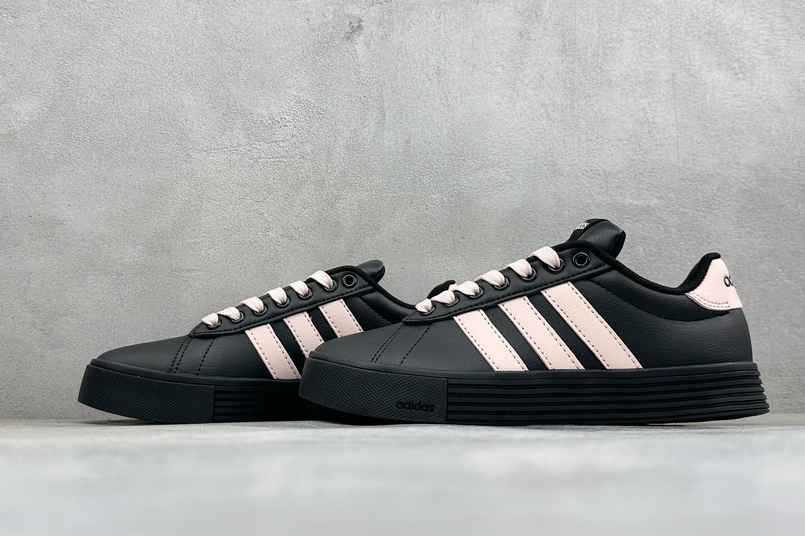 ZC版Adidas Barreda Daily 4.0 阿迪舒适减震低帮休闲板鞋 货号：KH8004-12 尺码：36-