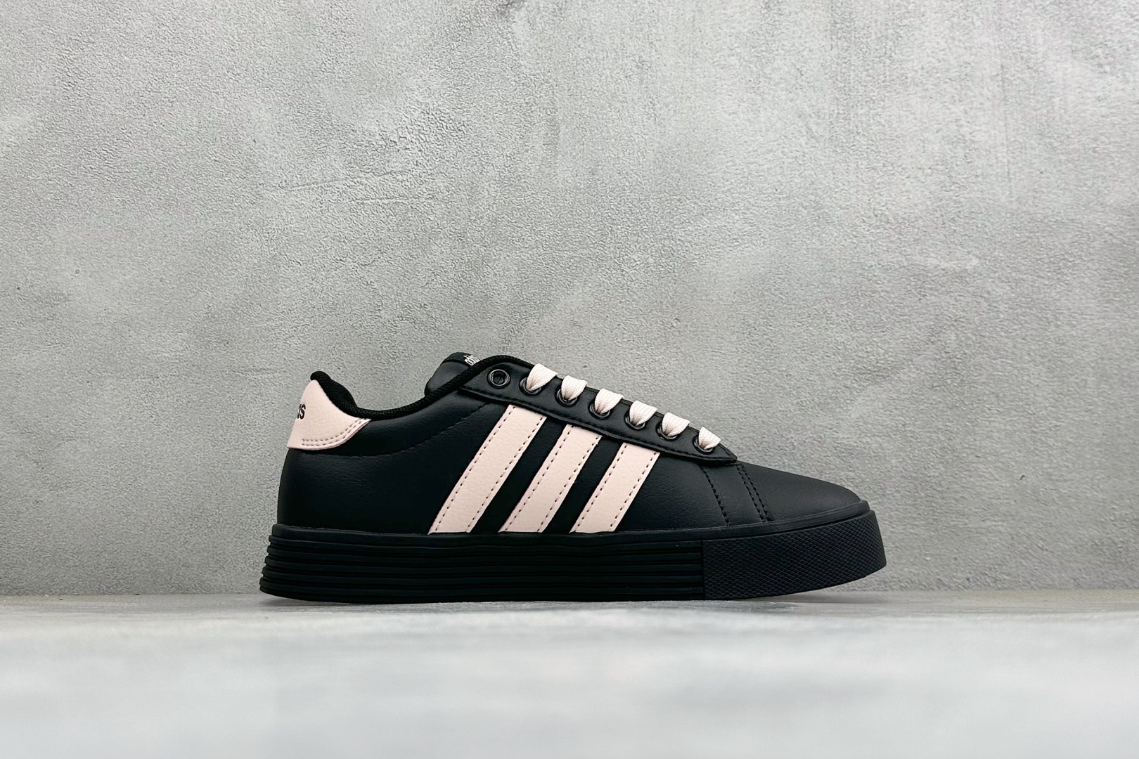 ZC版Adidas Barreda Daily 4.0 阿迪舒适减震低帮休闲板鞋 货号：KH8004-12 尺码：36-
