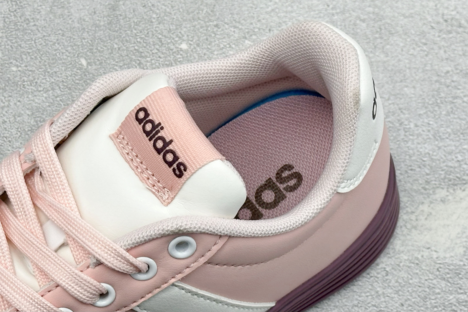 ZC版Adidas Barreda Daily 4.0 阿迪舒适减震低帮休闲板鞋 货号：JR0080-02 尺码：36-