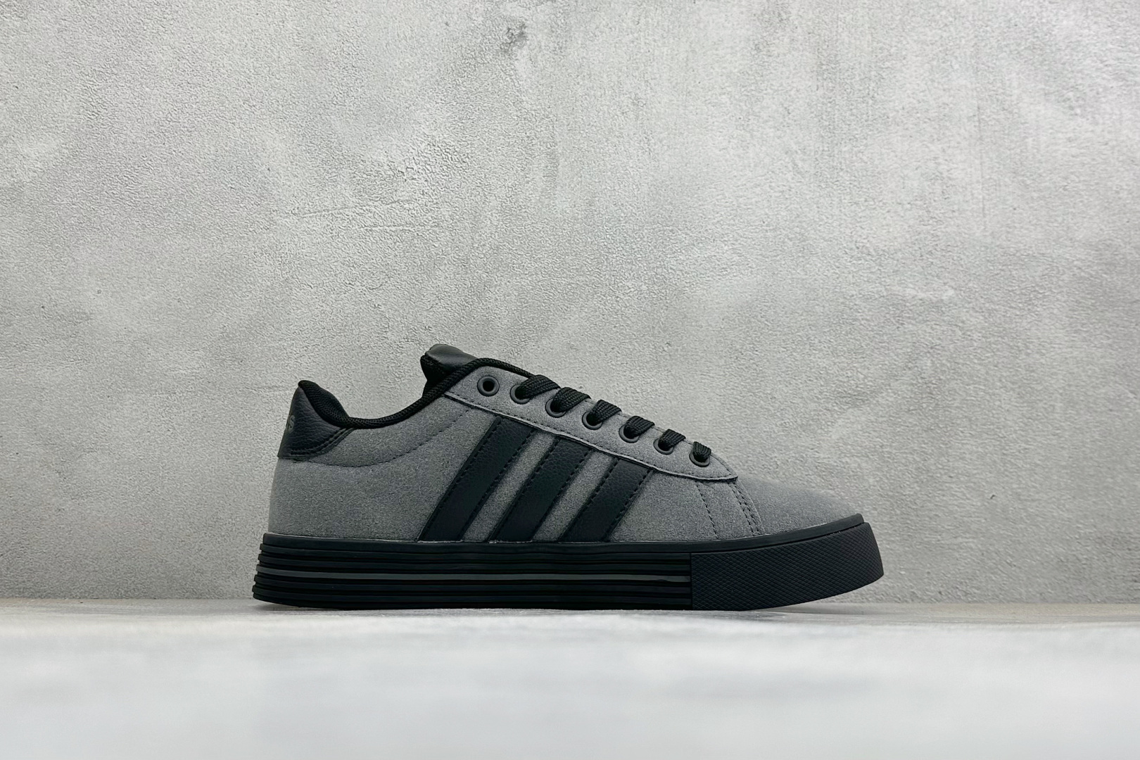 ZC版Adidas Barreda Daily 4.0 阿迪舒适减震低帮休闲板鞋 货号：JR4355-03 尺码：36-
