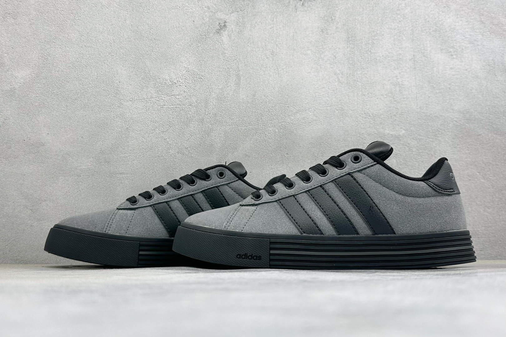 ZC版Adidas Barreda Daily 4.0 阿迪舒适减震低帮休闲板鞋 货号：JR4355-03 尺码：36-