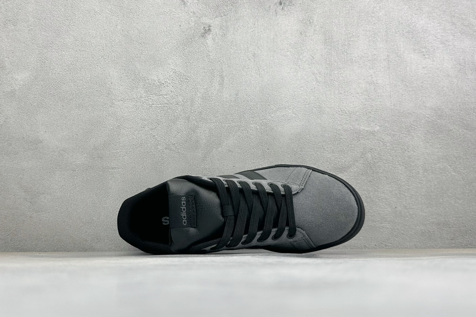 ZC版Adidas Barreda Daily 4.0 阿迪舒适减震低帮休闲板鞋 货号：JR4355-03 尺码：36-