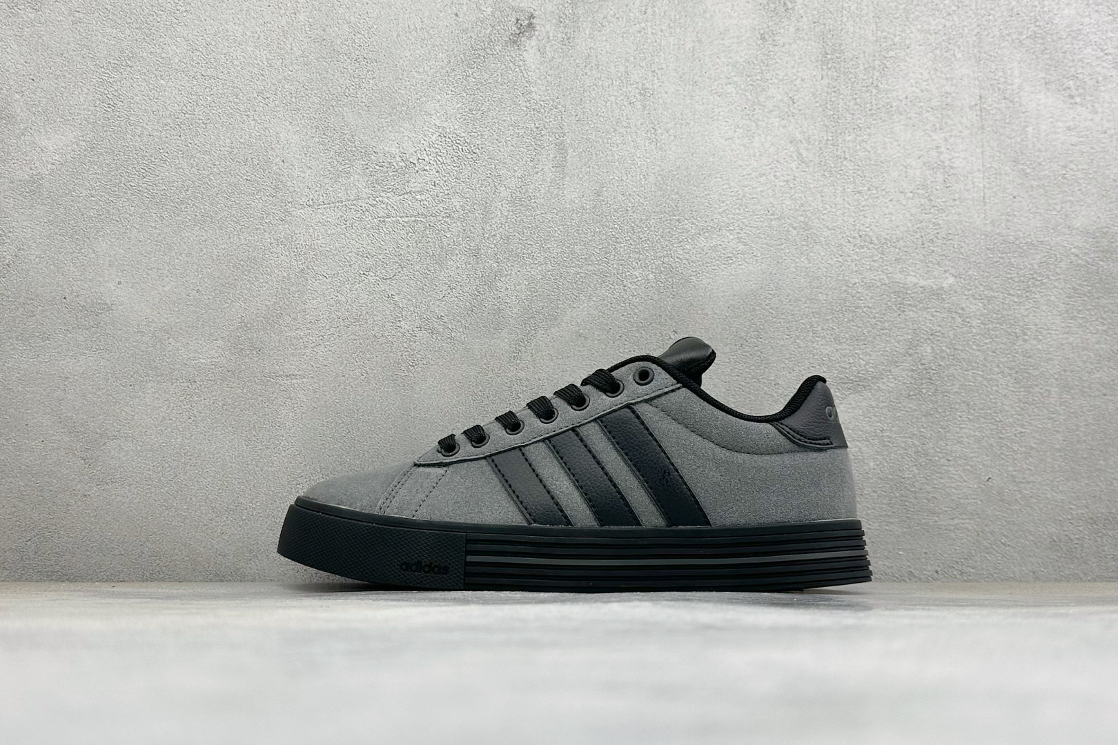 ZC版Adidas Barreda Daily 4.0 阿迪舒适减震低帮休闲板鞋 货号：JR4355-03 尺码：36-