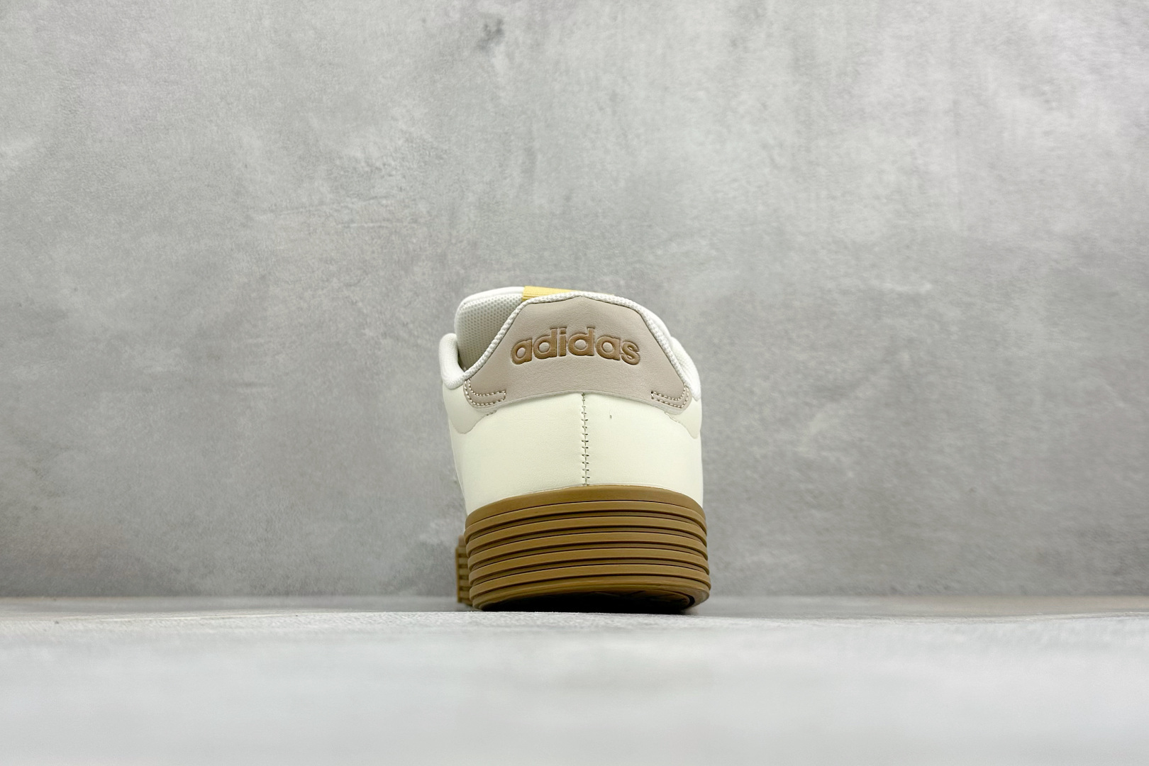 ZC版Adidas Barreda Daily 4.0 阿迪舒适减震低帮休闲板鞋 货号：JR0081-06 尺码：36-