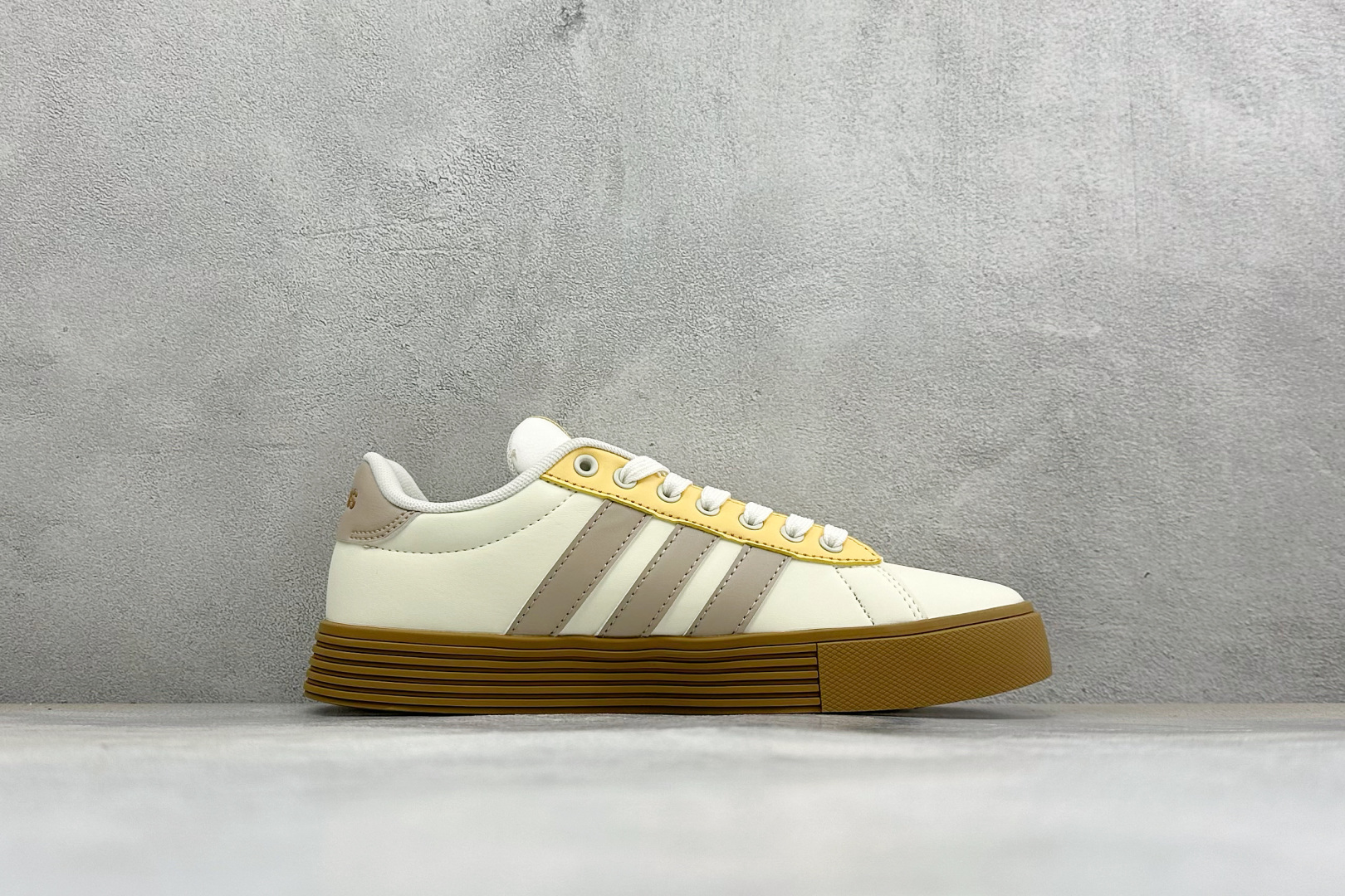 ZC版Adidas Barreda Daily 4.0 阿迪舒适减震低帮休闲板鞋 货号：JR0081-06 尺码：36-