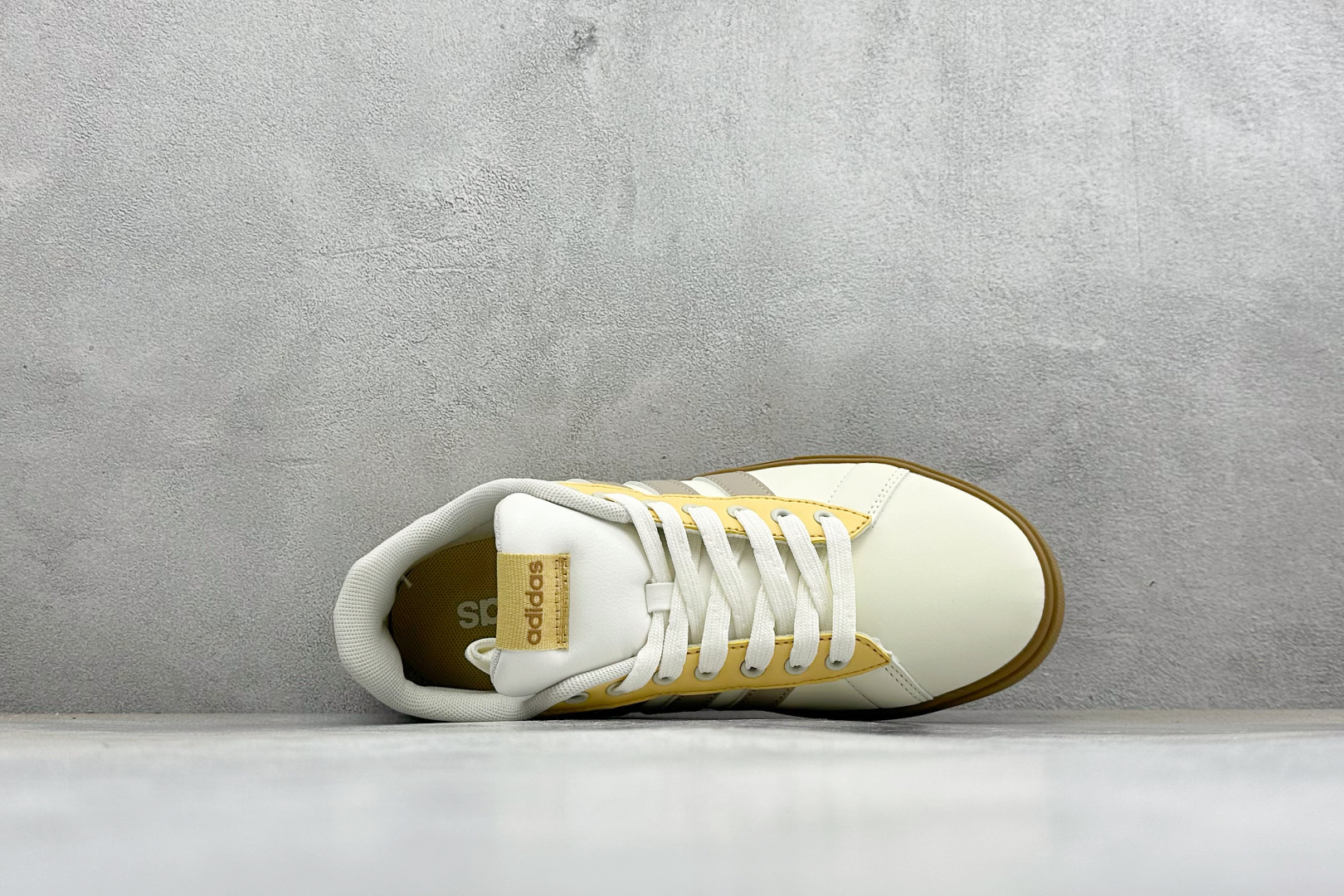 ZC版Adidas Barreda Daily 4.0 阿迪舒适减震低帮休闲板鞋 货号：JR0081-06 尺码：36-