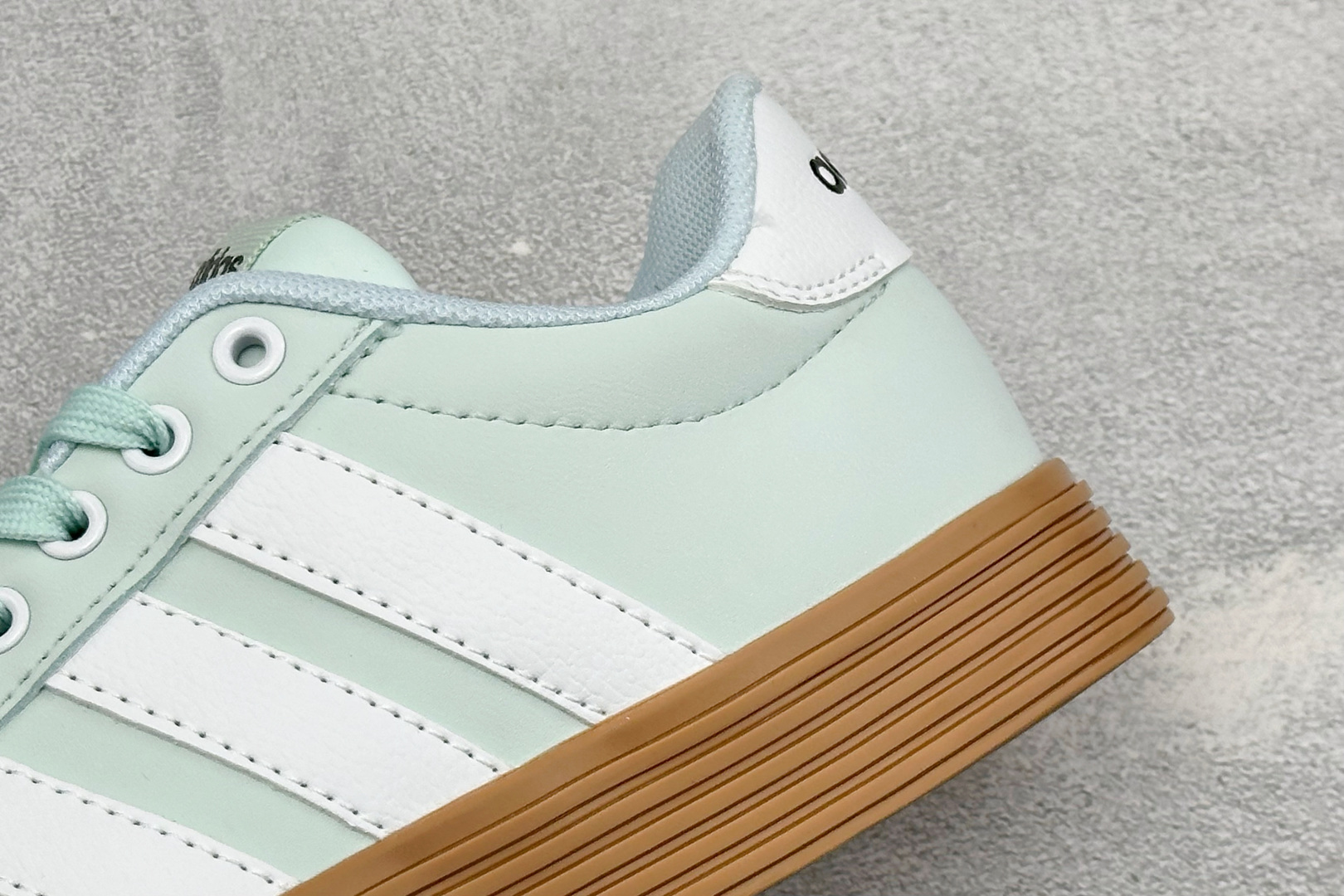 ZC版Adidas Barreda Daily 4.0 阿迪舒适减震低帮休闲板鞋 货号：KH5747-14 尺码：36-
