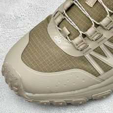ALO TRAIL RUNNING SHOES 舒适简约防滑耐磨低帮休闲板鞋 Alo Yoga于2007年创立于洛杉矶 ALO TRAIL RUNNING SHOES 舒适简约防滑耐磨低帮休闲板鞋 Alo Yoga于2007年创立于洛杉矶