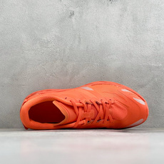 HOKA ONE ONE SPEEDGOAT 7 舒适百搭越野跑鞋 J-FRAME™M结构拥有专利认证,避免防过度内 旋 HOKA ONE ONE SPEEDGOAT 7 舒适百搭越野跑鞋 J-FRAME™M结构拥有专利认证,避免防过度内 旋