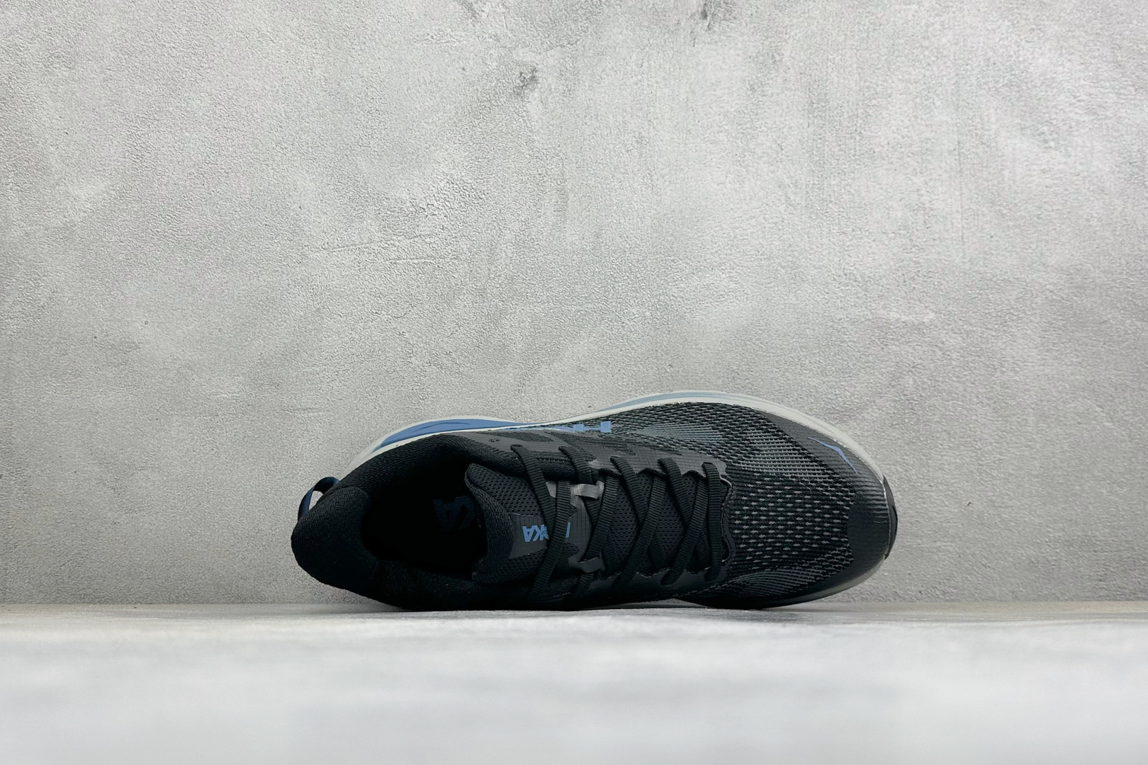 HOKA CHALLENGER 8 运动平衡 轻便系带减震防滑耐磨低帮跑步鞋 货号: -BTHN 尺码: 40-45 