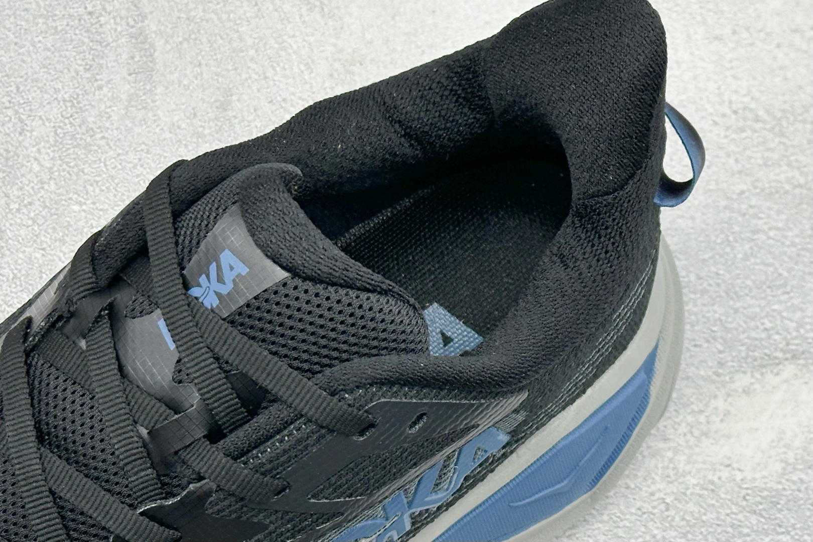 HOKA CHALLENGER 8 运动平衡 轻便系带减震防滑耐磨低帮跑步鞋 货号: -BTHN 尺码: 40-45 