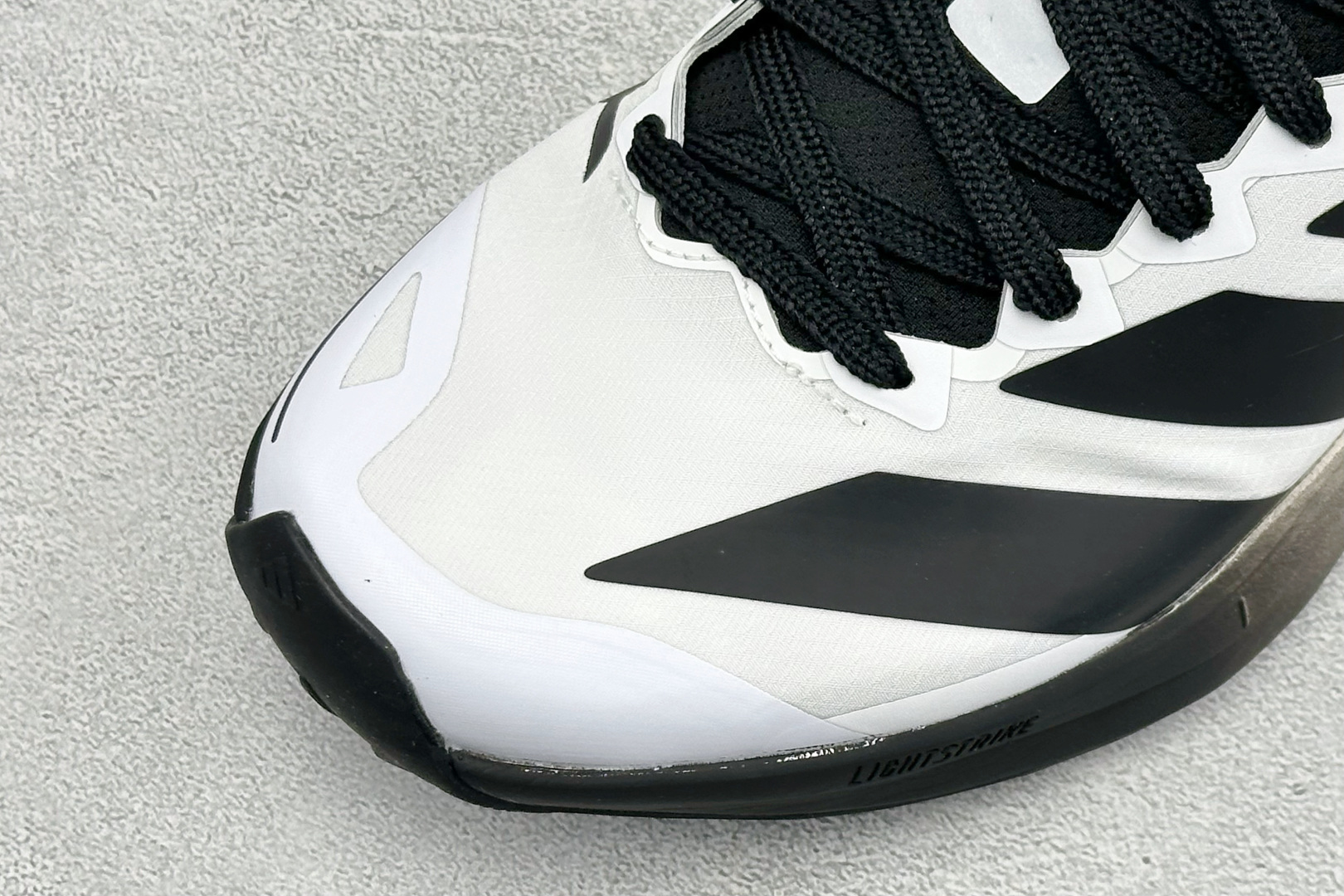 Adidas Terrex Agravic 4 阿迪达斯 系带缓震轻质 舒适百搭 低帮马拉松运动跑步鞋 货号: KJ88