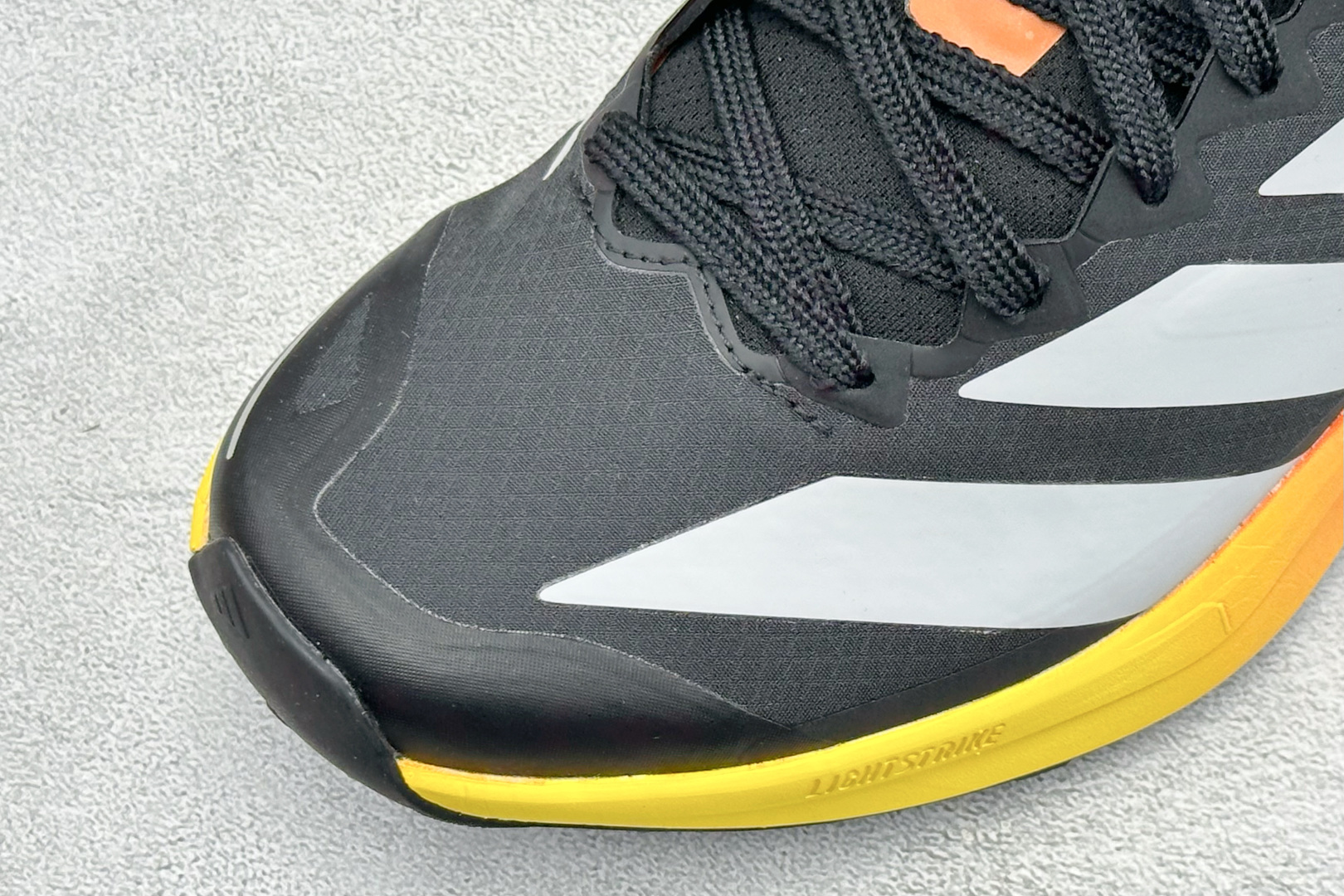 Adidas Terrex Agravic 4 阿迪达斯 系带缓震轻质 舒适百搭 低帮马拉松运动跑步鞋 货号: KJ12