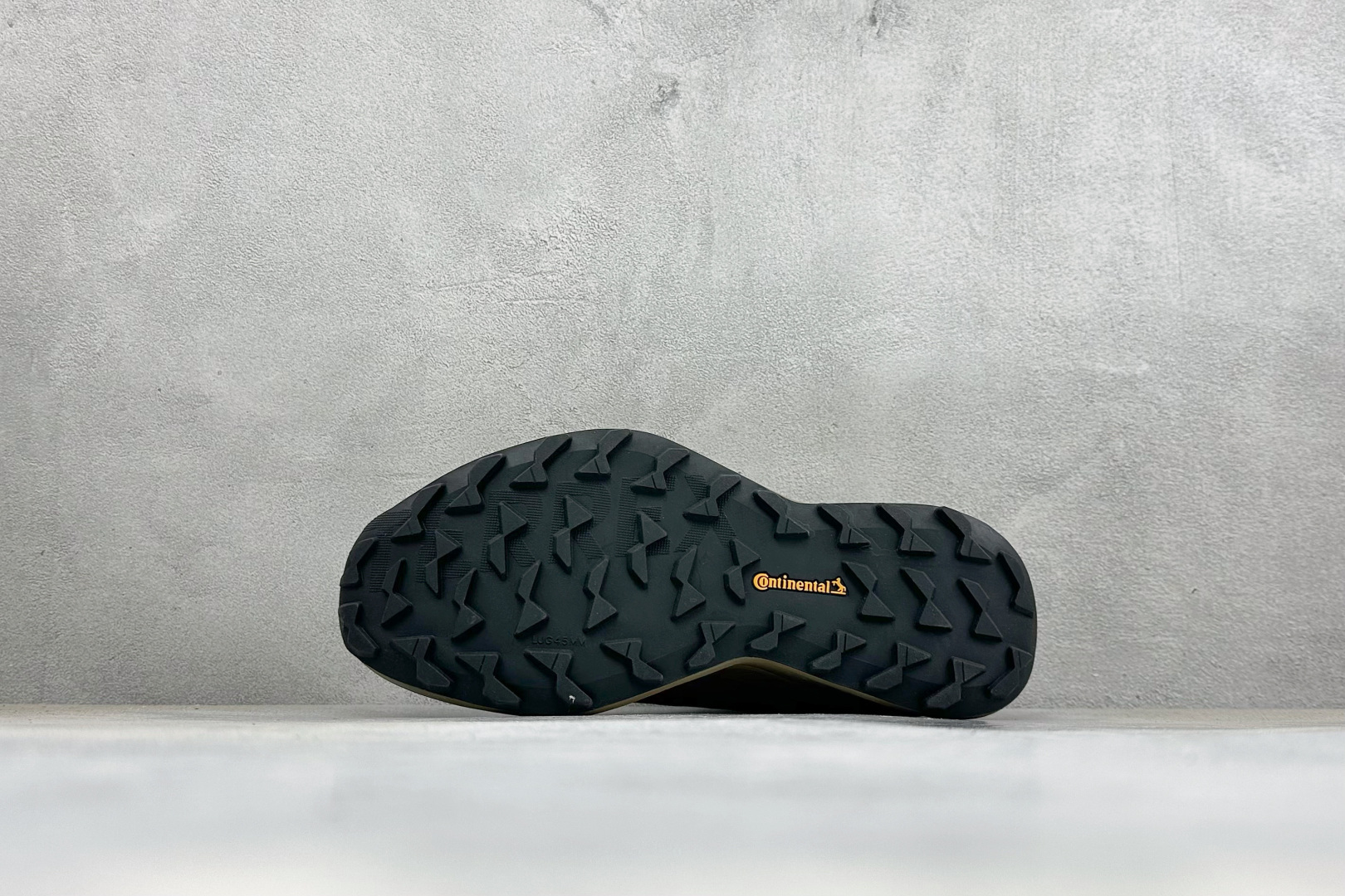 Adidas Terrex Agravic 4 阿迪达斯 系带缓震轻质 舒适百搭 低帮马拉松运动跑步鞋 货号: KJ88