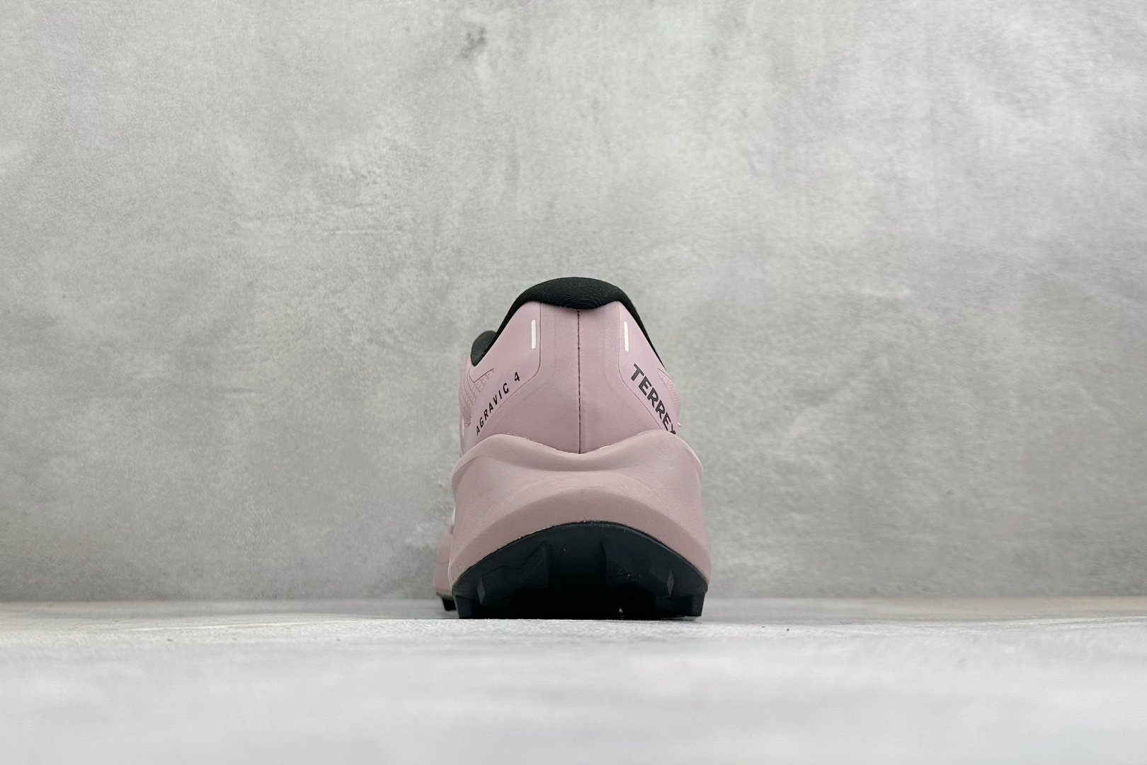 Adidas Terrex Agravic 4 阿迪达斯 系带缓震轻质 舒适百搭 低帮马拉松运动跑步鞋 货号: KJ88