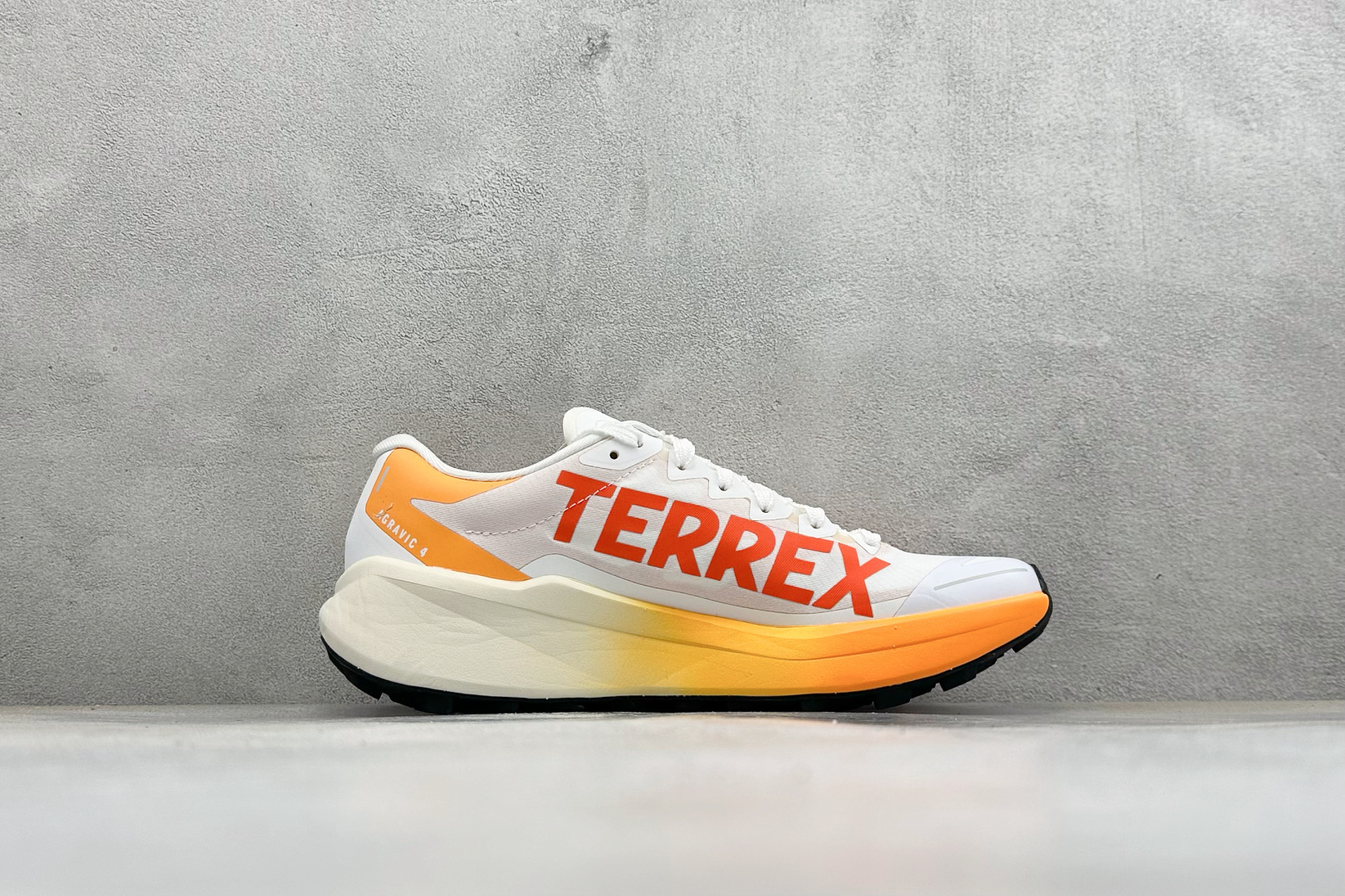 Adidas Terrex Agravic 4 阿迪达斯 系带缓震轻质 舒适百搭 低帮马拉松运动跑步鞋 货号: KK11