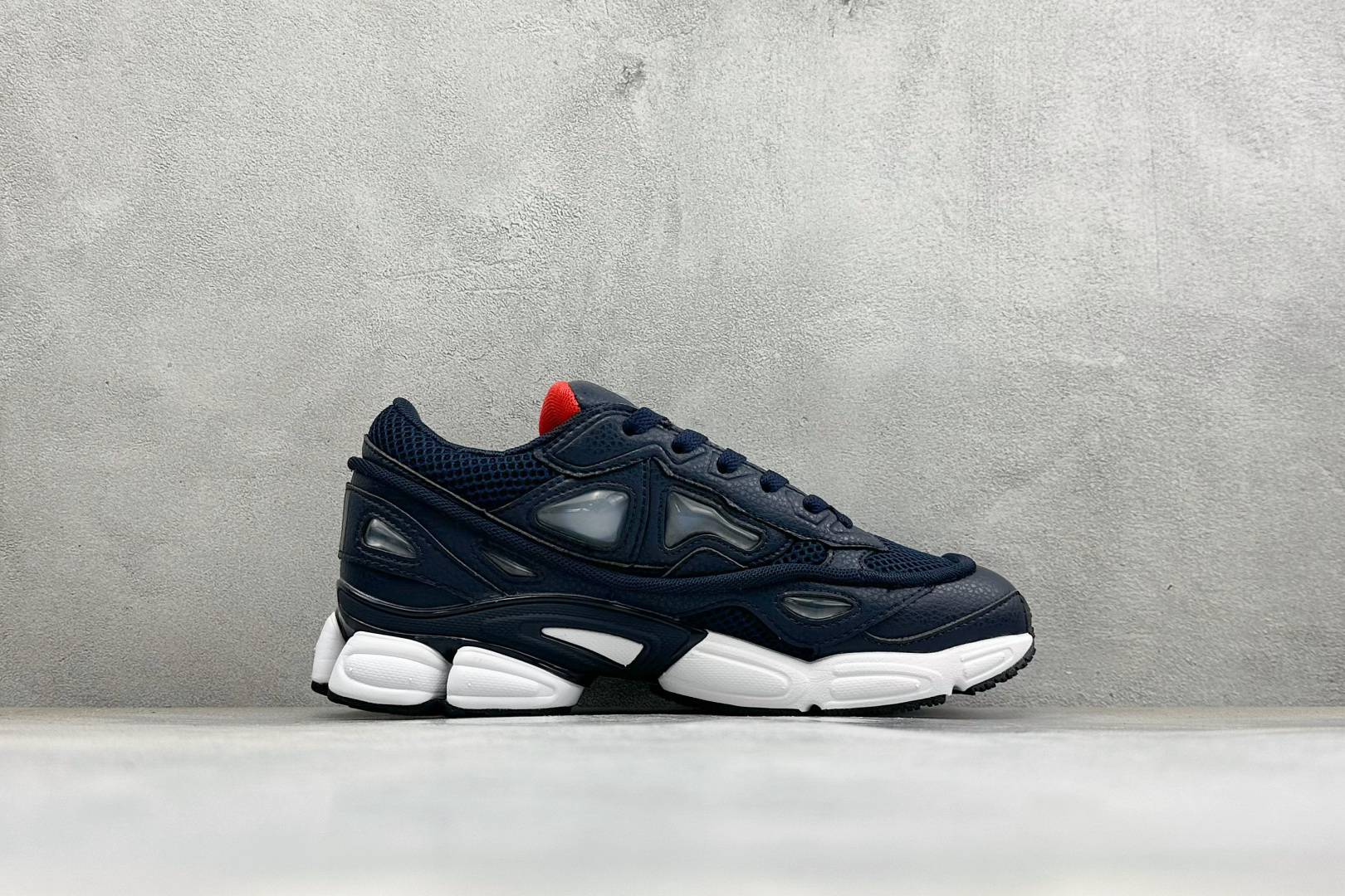 AD X RAF SIMONS 拉夫西蒙 Ozweego 先锋潮流 水泡 复古低帮休闲鞋 独家定制鞋盒 防层袋 卡片及可 AD X RAF SIMONS 拉夫西蒙 Ozweego 先锋潮流 水泡 复古低帮休闲鞋 独家定制鞋盒 防层袋 卡片及可