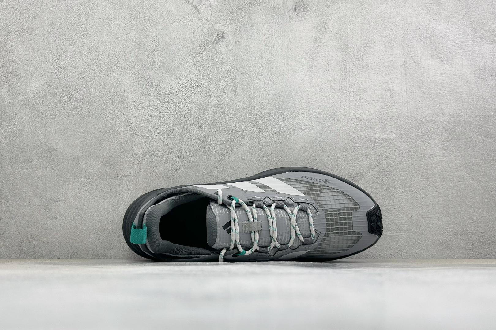 Adidas Terrex Freehiker 3 Low GTX 阿迪达斯透气缓震休闲生活鞋  货号：KA3855 尺