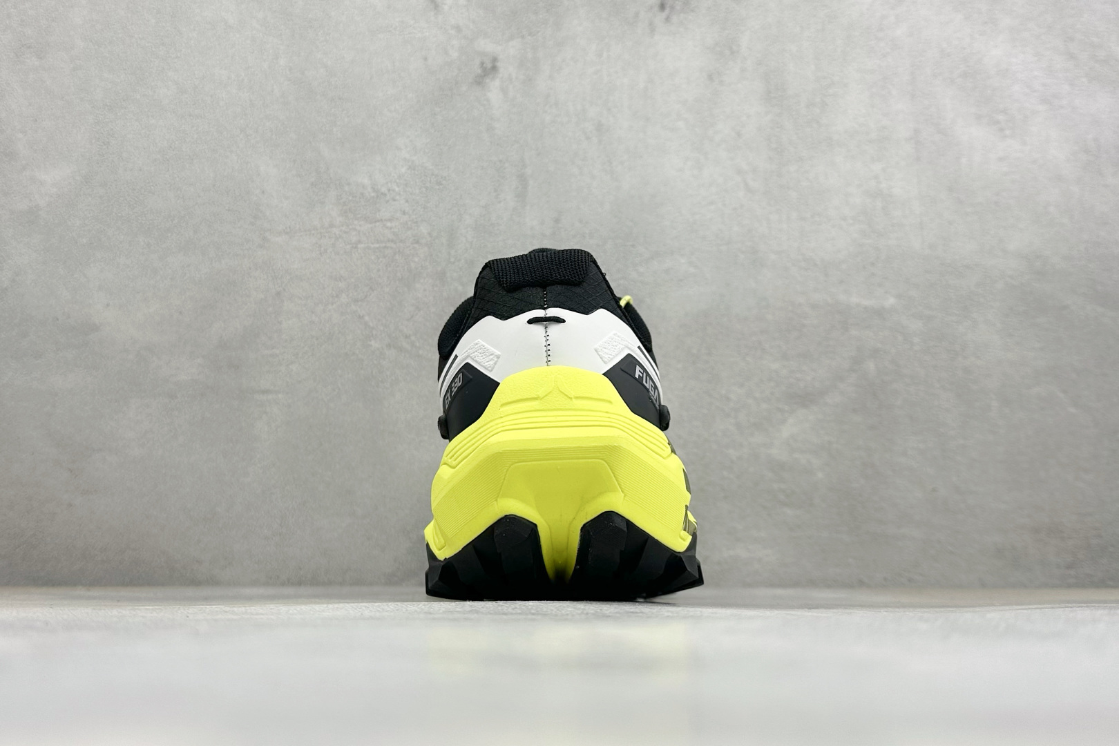 凯乐石 KAILAS FUGA EX330 长距离跑山 时尚舒适减震透气轻便 低帮越野跑步鞋 开发源自巨人之旅330超长 凯乐石 KAILAS FUGA EX330 长距离跑山 时尚舒适减震透气轻便 低帮越野跑步鞋 开发源自巨人之旅330超长