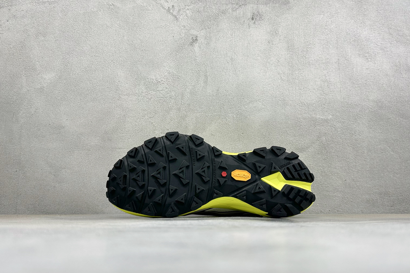 凯乐石 KAILAS FUGA EX330 长距离跑山 时尚舒适减震透气轻便 低帮越野跑步鞋 开发源自巨人之旅330超长 凯乐石 KAILAS FUGA EX330 长距离跑山 时尚舒适减震透气轻便 低帮越野跑步鞋 开发源自巨人之旅330超长