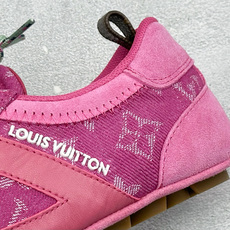 LOUIS VUITTON lv Sneakerina 2026 早春发布新款德训鞋芭蕾舞鞋 采用 Sacchetto LOUIS VUITTON lv Sneakerina 2026 早春发布新款德训鞋芭蕾舞鞋 采用 Sacchetto