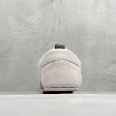 LOUIS VUITTON lv Sneakerina 2026 早春发布新款德训鞋芭蕾舞鞋 采用 Sacchetto LOUIS VUITTON lv Sneakerina 2026 早春发布新款德训鞋芭蕾舞鞋 采用 Sacchetto