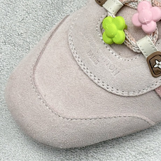 LOUIS VUITTON lv Sneakerina 2026 早春发布新款德训鞋芭蕾舞鞋 采用 Sacchetto LOUIS VUITTON lv Sneakerina 2026 早春发布新款德训鞋芭蕾舞鞋 采用 Sacchetto