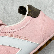 LOUIS VUITTON lv Sneakerina 2026 早春发布新款德训鞋芭蕾舞鞋 采用 Sacchetto LOUIS VUITTON lv Sneakerina 2026 早春发布新款德训鞋芭蕾舞鞋 采用 Sacchetto
