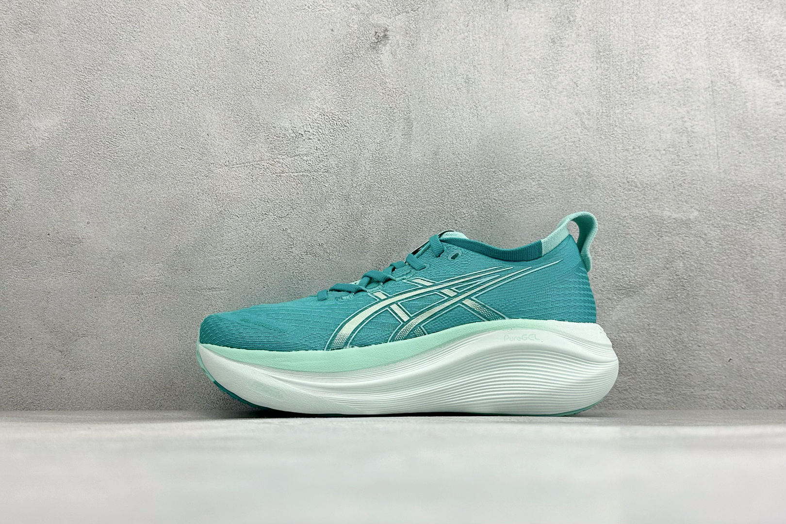 福利特价 Asics Gel-Nimbus 27 亚瑟士复古透气休闲鞋缓震耐磨跑步鞋 货号：1011B958-021 尺