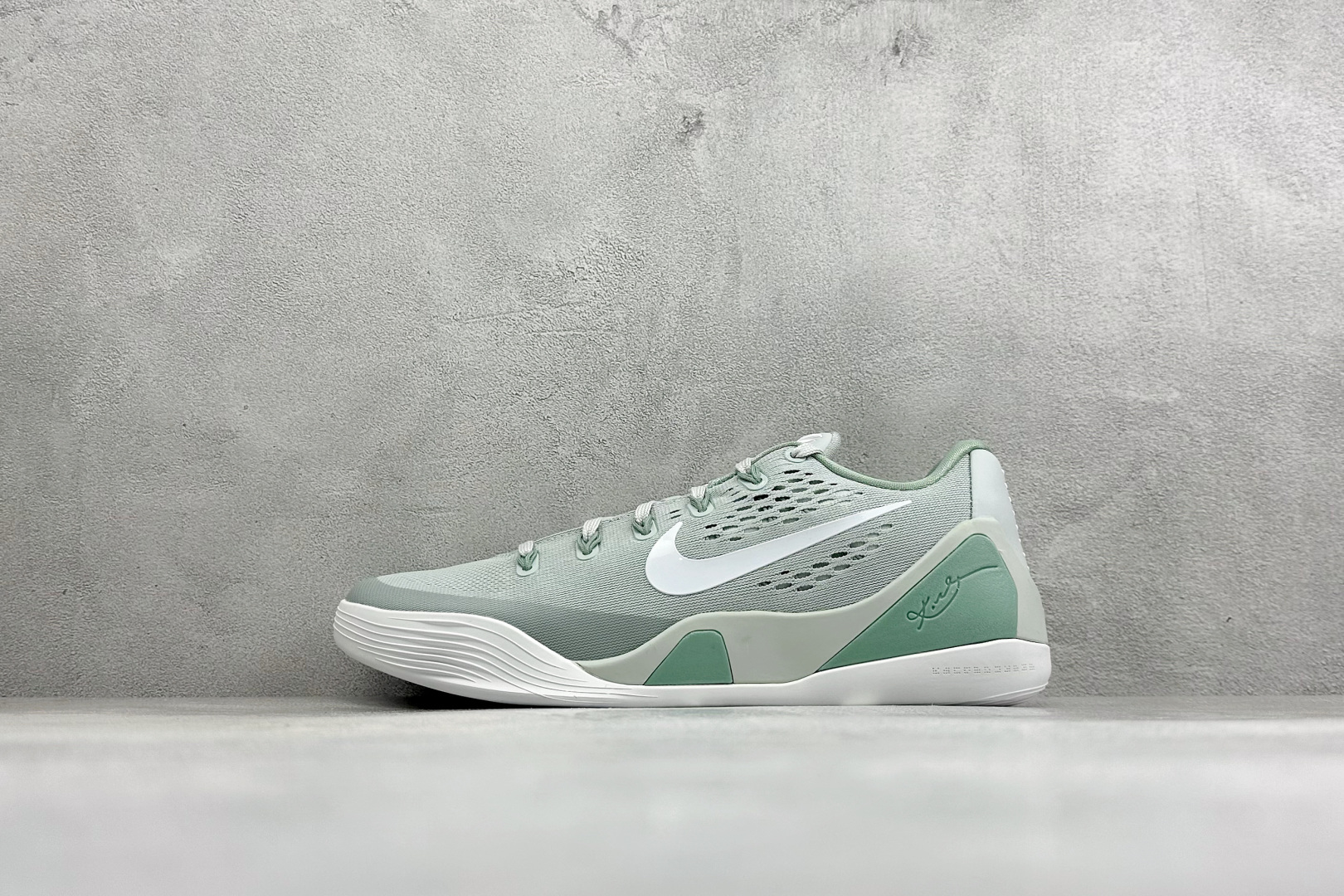 NK Kobe 9 Elite Low EM Protro 灭世纯原 科比9代 浅灰绿 ✅原楦打造灵动版型 鞋头➕腰身➕ NK Kobe 9 Elite Low EM Protro 灭世纯原 科比9代 浅灰绿 ✅原楦打造灵动版型 鞋头➕腰身➕