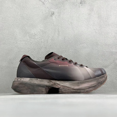 Ad Adizero Adios Pro4 竞训跑步鞋 搭配ENERGYRODS 2.0真碳柱,每一步都动力满满 鞋面 Ad Adizero Adios Pro4 竞训跑步鞋 搭配ENERGYRODS 2.0真碳柱,每一步都动力满满 鞋面