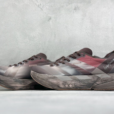 Ad Adizero Adios Pro4 竞训跑步鞋 搭配ENERGYRODS 2.0真碳柱,每一步都动力满满 鞋面 Ad Adizero Adios Pro4 竞训跑步鞋 搭配ENERGYRODS 2.0真碳柱,每一步都动力满满 鞋面